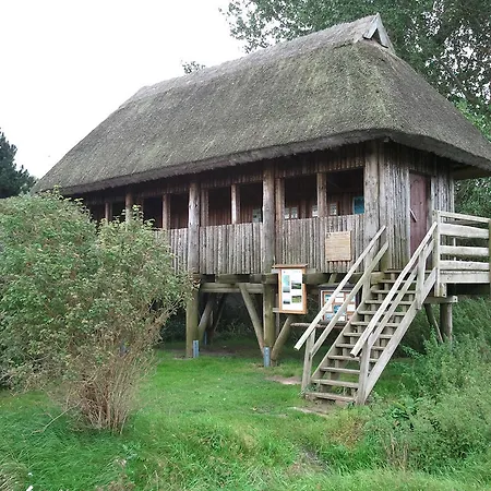 Jugendtours-feriendorf Aparthotel 3*