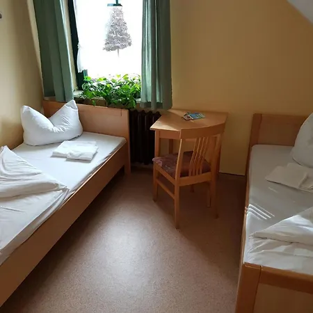 Jugendtours-feriendorf Aparthotel *