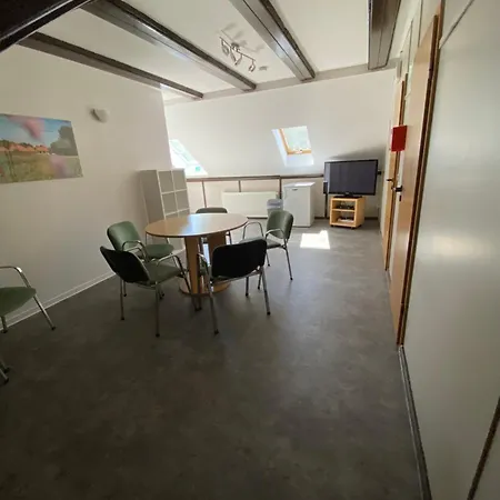 Aparthotel Jugendtours-feriendorf Ummanz